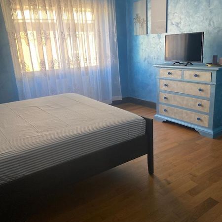 לידו די אוסטיה C&E Suites Roma מראה חיצוני תמונה